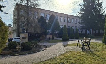 Oferta edukacyjna Powiatowego Zespołu Szkół w Chmielniku
